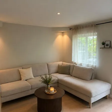 Апартаменты Bright Nordic Near Beaches & Center